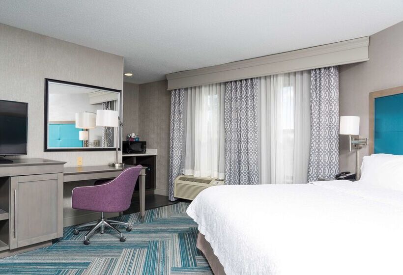 בית מלון כפרי Hampton Inn Midland