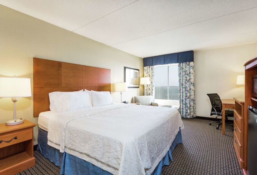 Отель Hampton Inn Morehead City