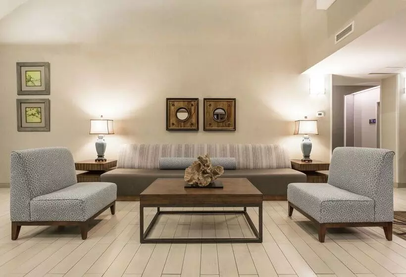 Отель Hampton Inn Morehead City