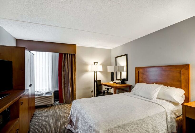 Hotel Hampton Inn Norfolk Naval Base