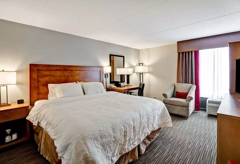 Отель Hampton Inn Norfolk Naval Base