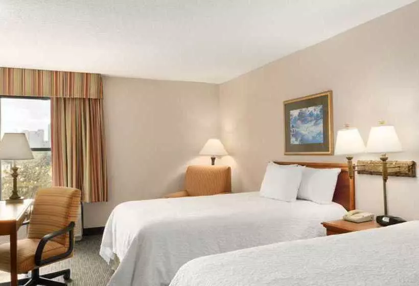 هتل Hampton Inn Orlando International Drive Convention Center