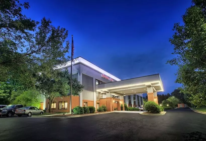 هتل Hampton Inn Raleigh Garner