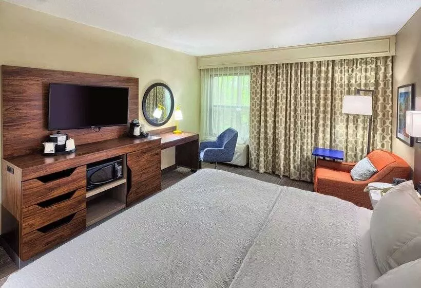 هتل Hampton Inn Raleigh Garner