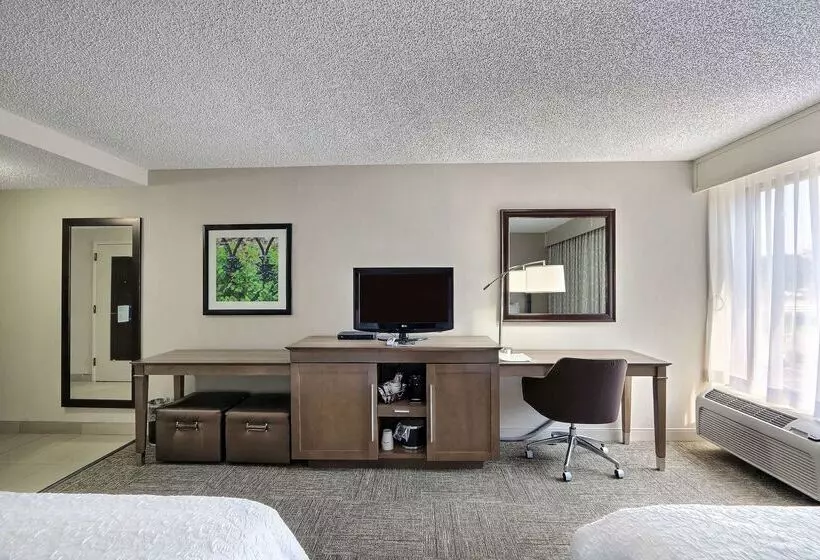 Отель Hampton Inn Savannah I 95/richmond Hill