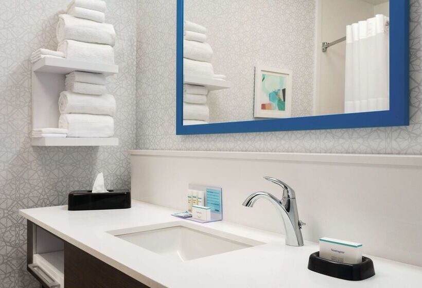 Szálloda Hampton Inn & Suites Ft. Waynenorth