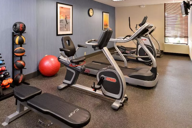 هتل Holiday Inn Express Worcester