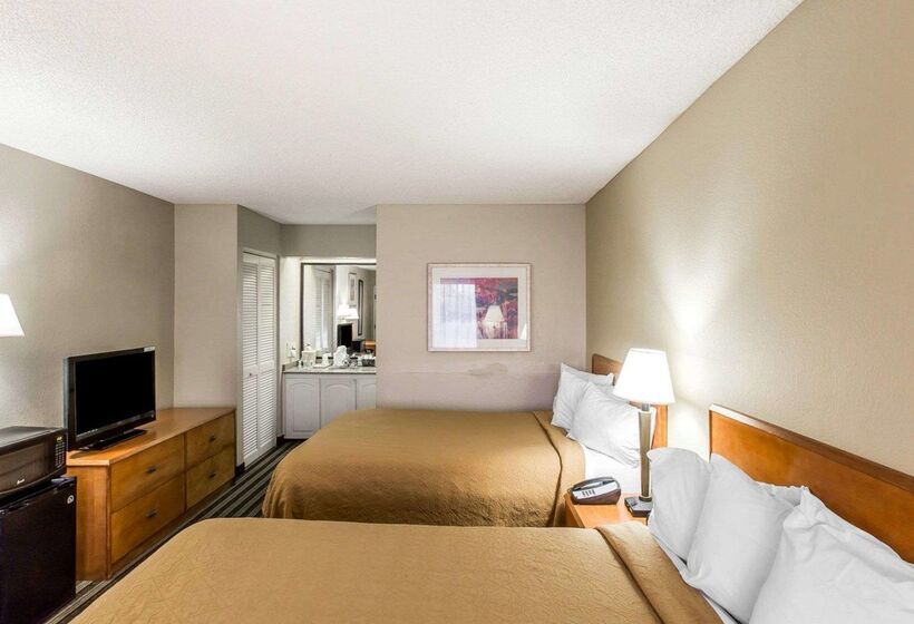 هتل Quality Inn At The Mall Valdosta