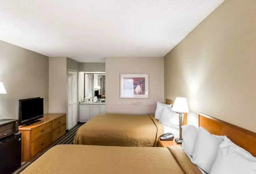 ホテル Quality Inn At The Mall  Valdosta