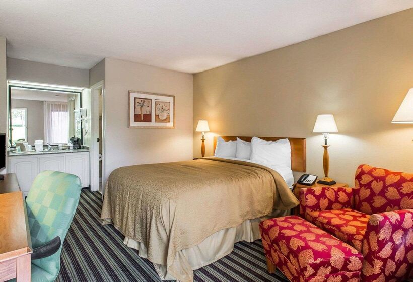 هتل Quality Inn At The Mall Valdosta