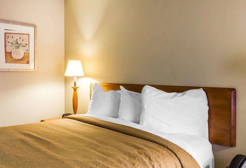 هتل Quality Inn At The Mall Valdosta