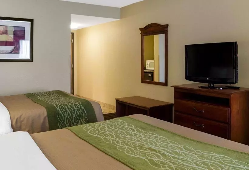 Отель Quality Inn