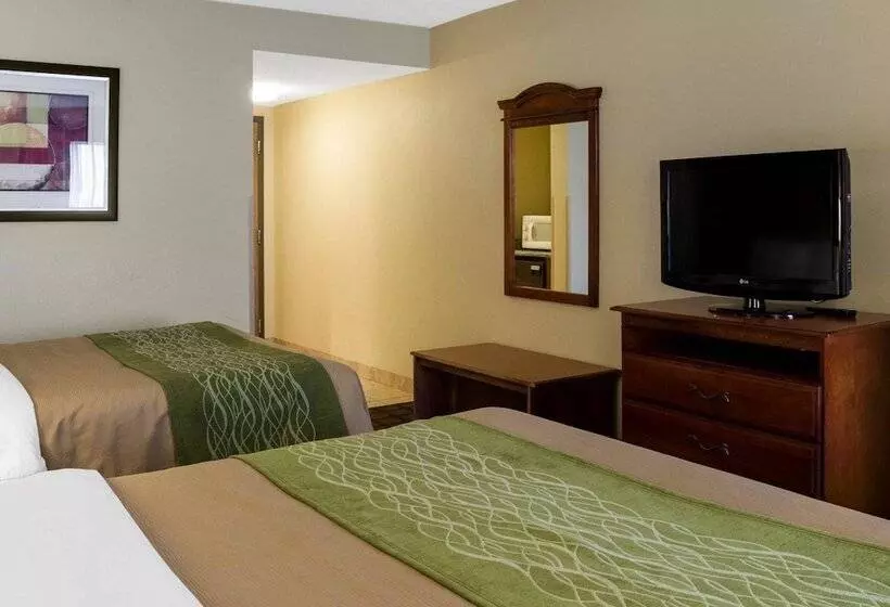 Отель Quality Inn