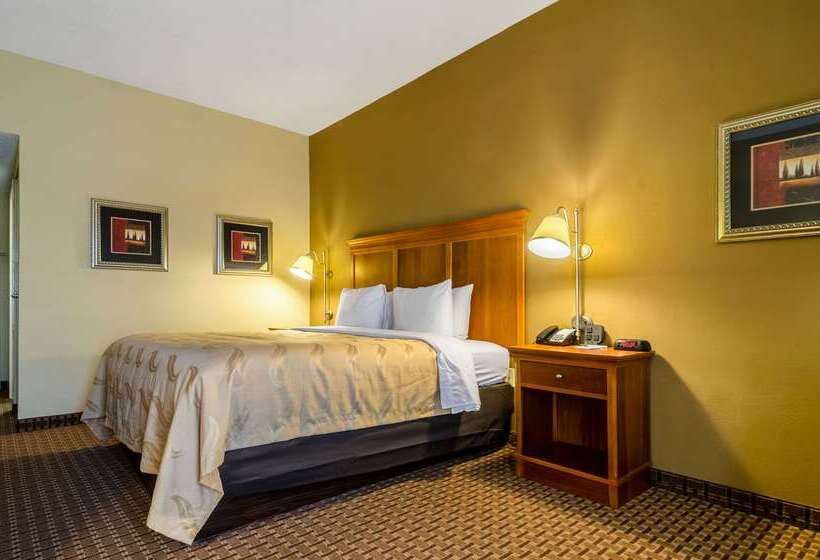 فندق Quality Inn