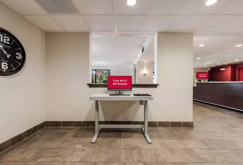 ホテル Red Roof Inn Birmingham South