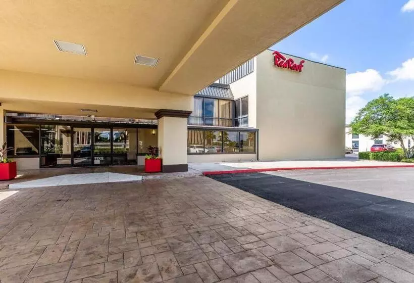 ホテル Red Roof Inn Plus & Suites Houston   Iah Airport Sw
