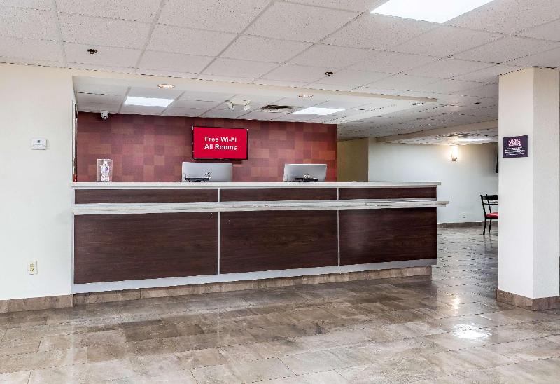 Hotel Red Roof Inn Plus & Suites Houston   Iah Airport Sw