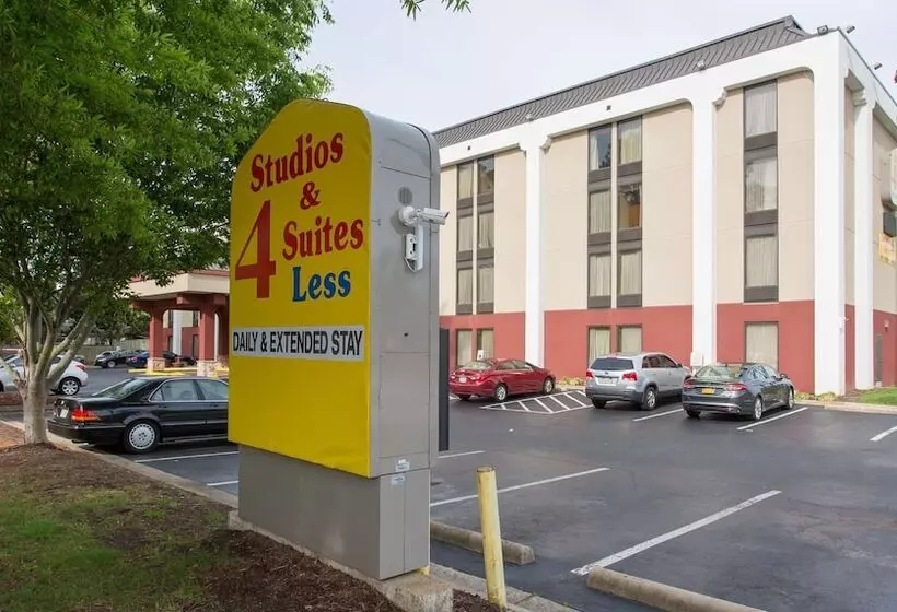 ホテル Studios And Suites 4 Less Western Branch