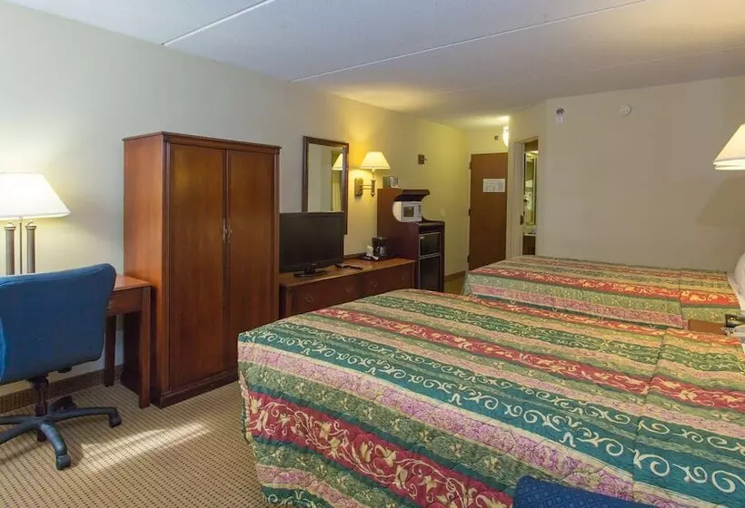 ホテル Studios And Suites 4 Less Western Branch
