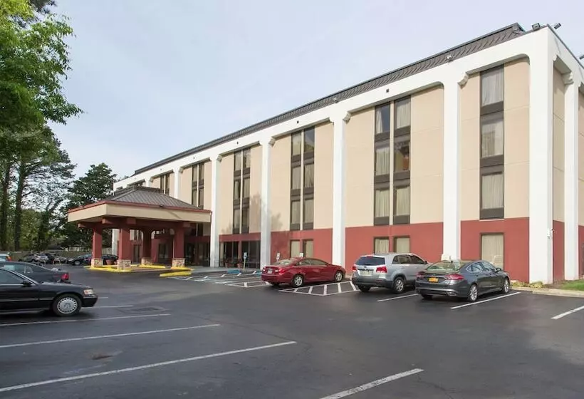 ホテル Studios And Suites 4 Less Western Branch