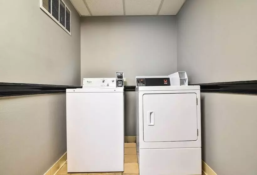 모텔 Oyo Townhouse Inn Jacksonville Near Little Rock Air Force Base