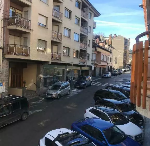 Apartamento Turístico Puigcerdá Correos