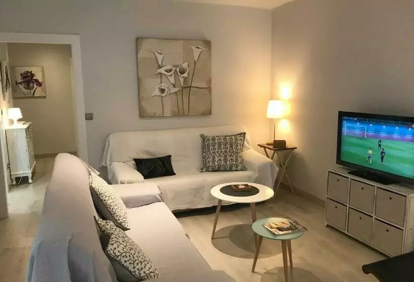 Apartamento Turístico Puigcerdá Correos