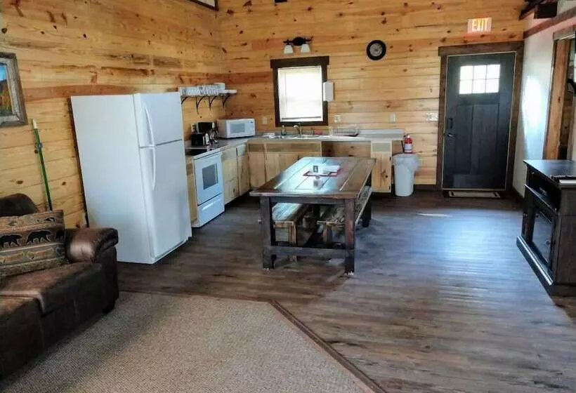 Freedom Ridge Cabins