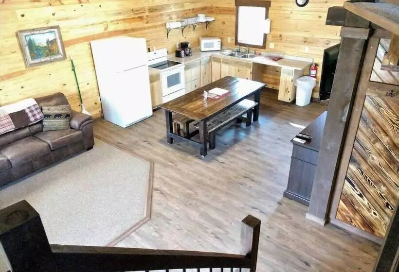 Freedom Ridge Cabins