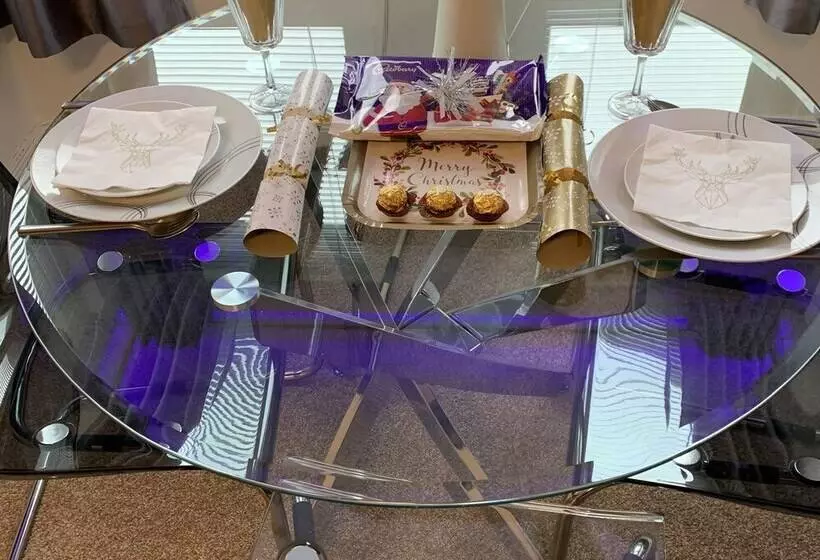 Beach Apartment   Kirkcaldy