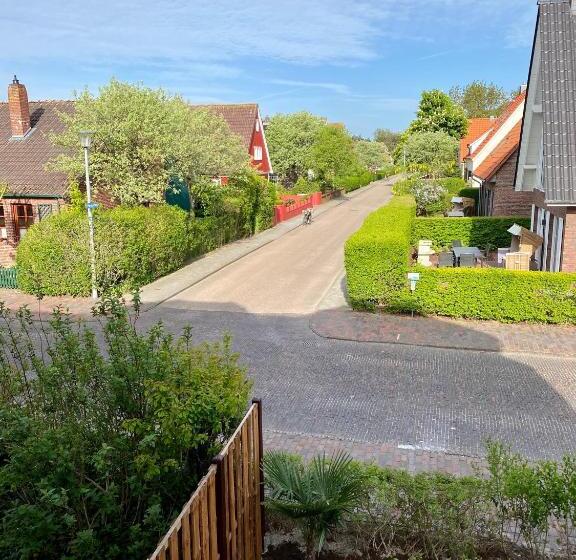 Ferienwohnung Gustav Moderne Maisonette Wohnung Mit Terrasse