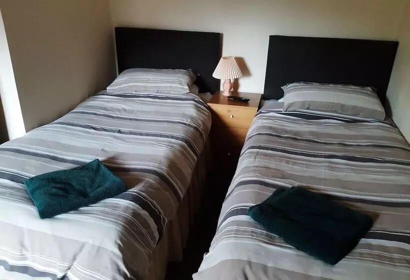 Hostelli The Rampant Horse Public House