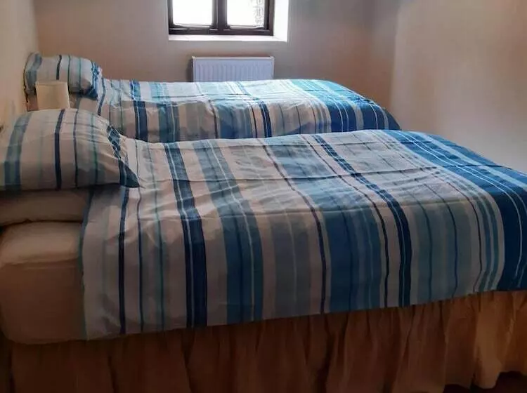 Hostelli The Rampant Horse Public House