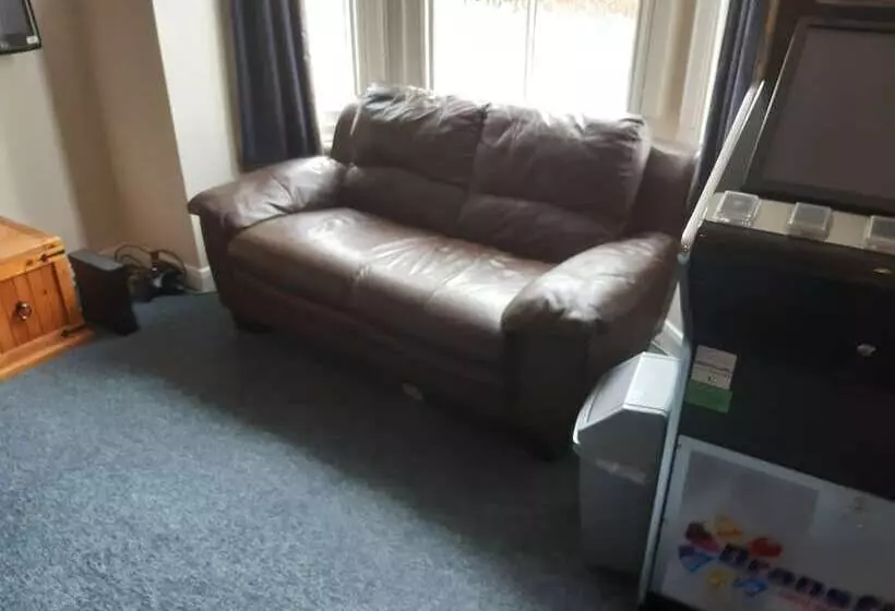 Hostelli The Rampant Horse Public House