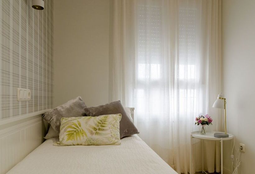 Lujosa Vivienda En Plena Judería