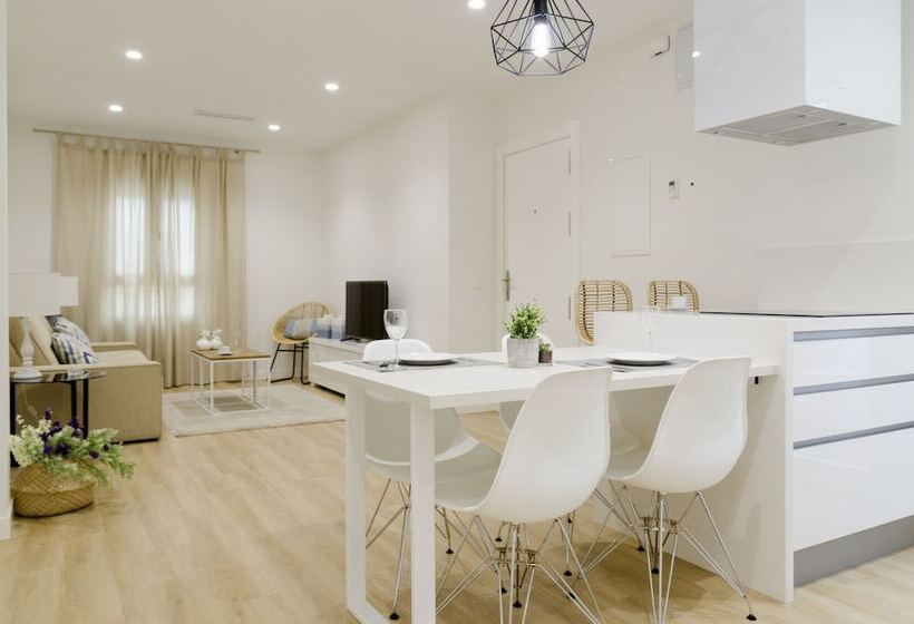 Lujosa Vivienda En Plena Judería