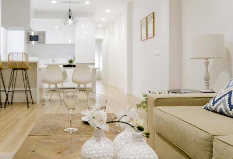 Lujosa Vivienda En Plena Judería