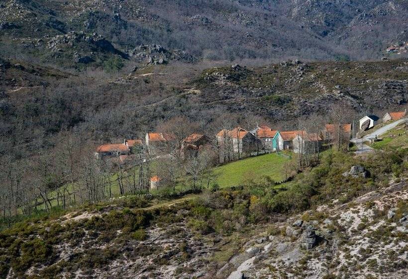 Macheta S Coutry House