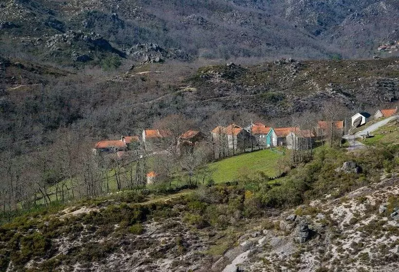 Macheta S Coutry House