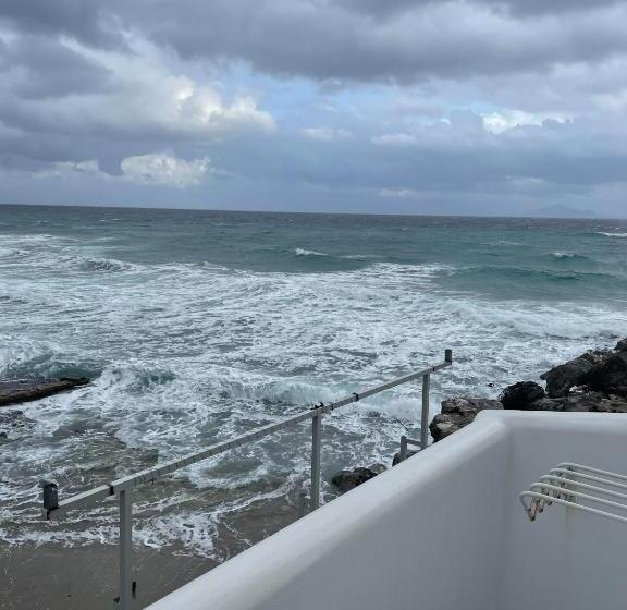 Pension (Hôtel basse catégorie) Vrahos