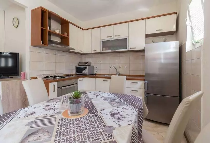 Romantic Apartment Katarina