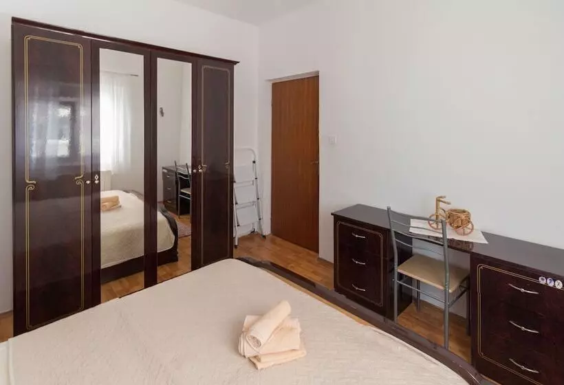 Romantic Apartment Katarina