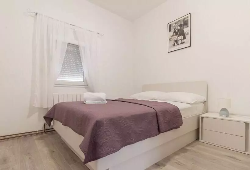 Romantic Apartment Katarina
