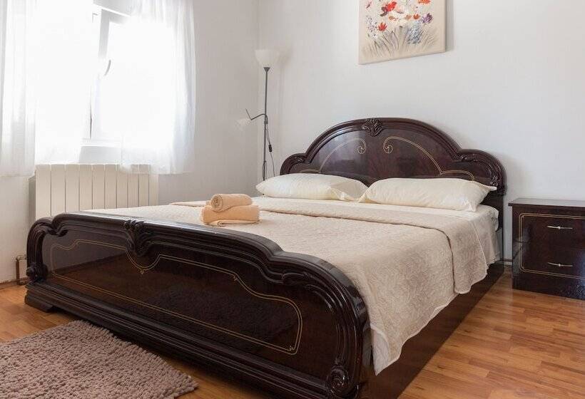 Romantic Apartment Katarina