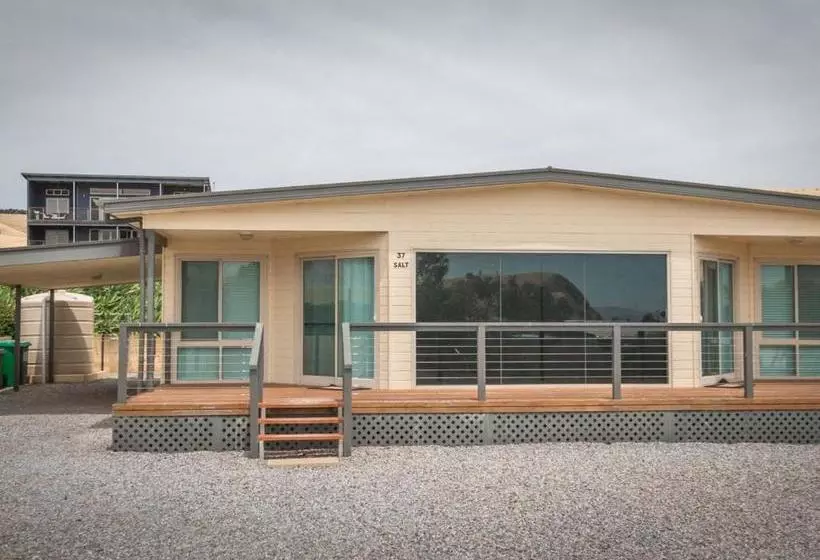 37 Oceanview Drive