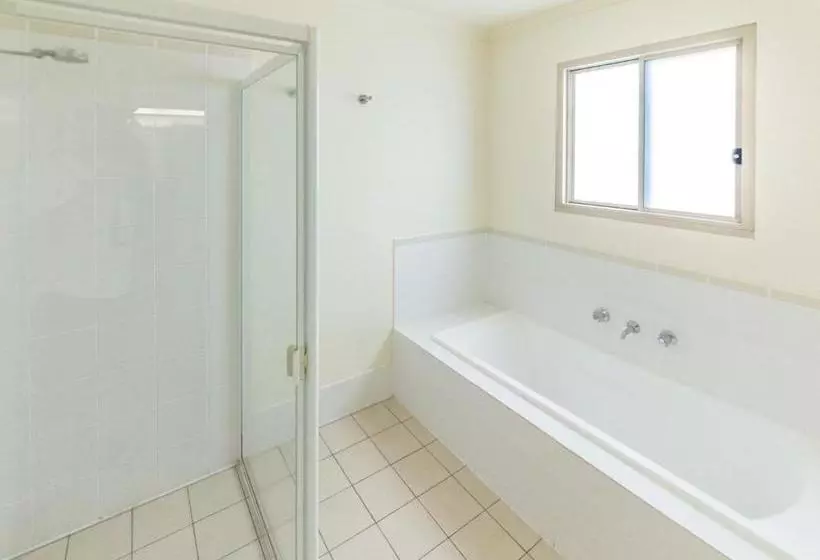 37 Oceanview Drive
