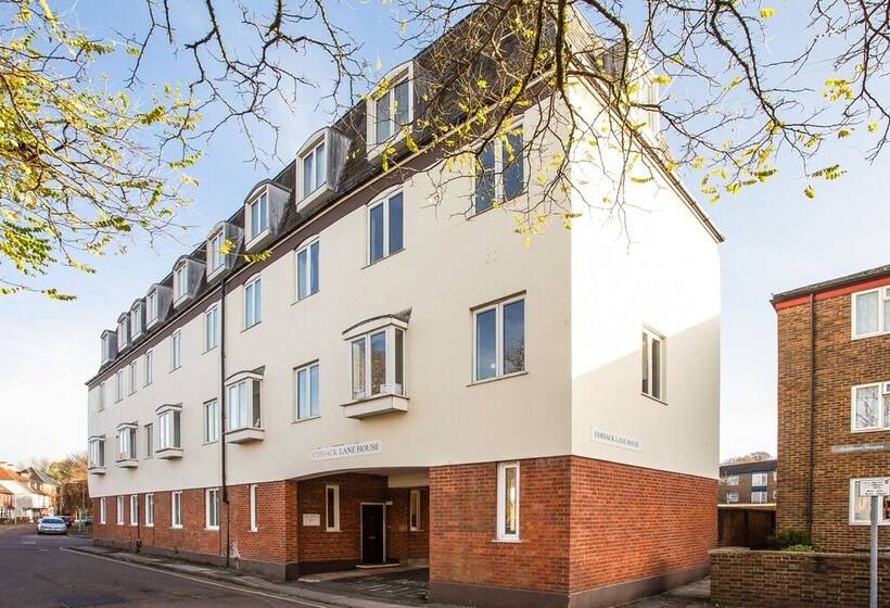 Flat 11 Cossack Lane House