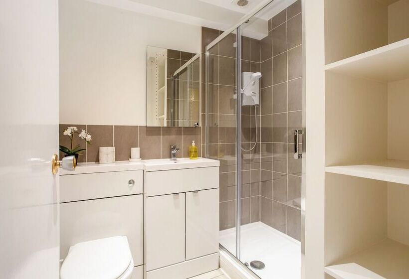 Flat 11 Cossack Lane House