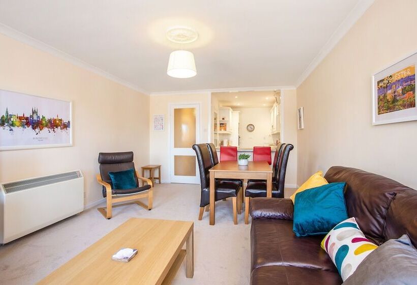 Flat 11 Cossack Lane House