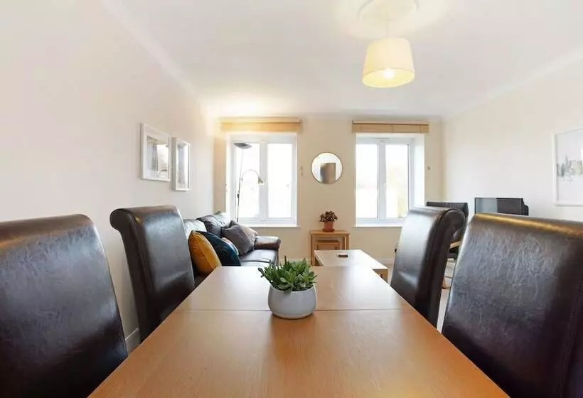 Flat 11 Cossack Lane House